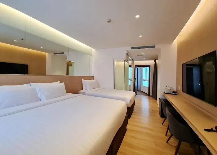 Mintel Huamark Hotel 4*
