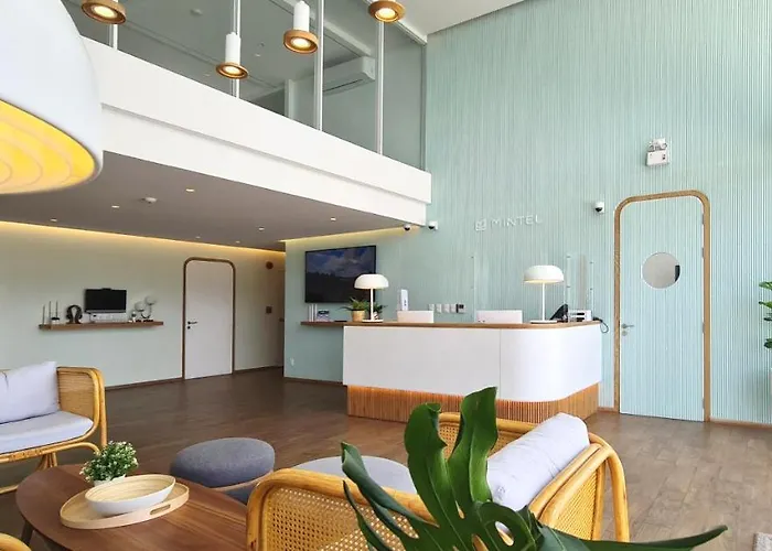 Mintel Huamark Hotel