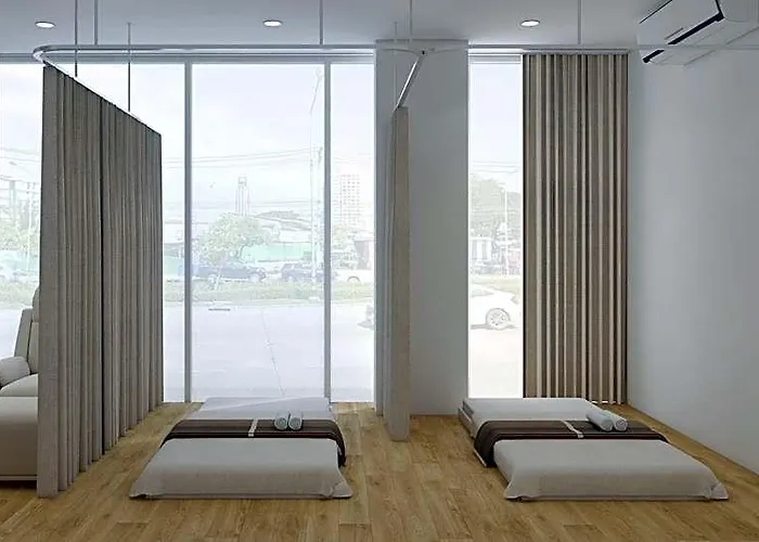 Mintel Huamark Hotel 4*